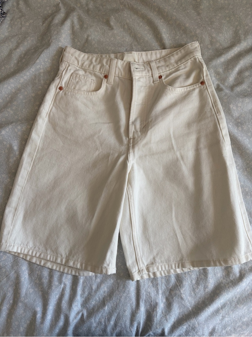Women Cream Denim Shorts — Classic Casual Fit